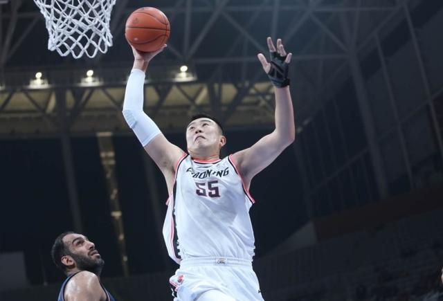 cba总决赛致敬辽篮振兴辽宁,辽篮篮板王