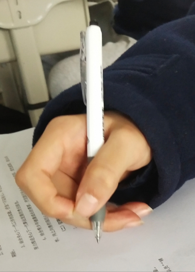 可怜的小手,冬天可怜的小手