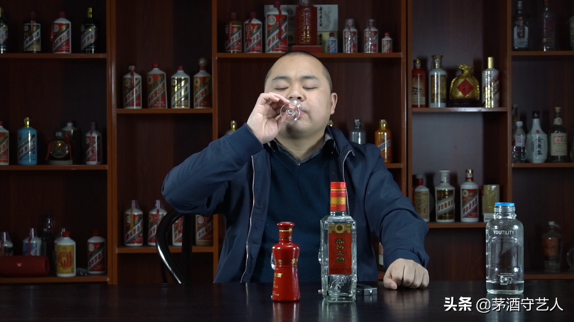 茅酒守艺人评荣和烧坊,绵竹金剑南k6价格