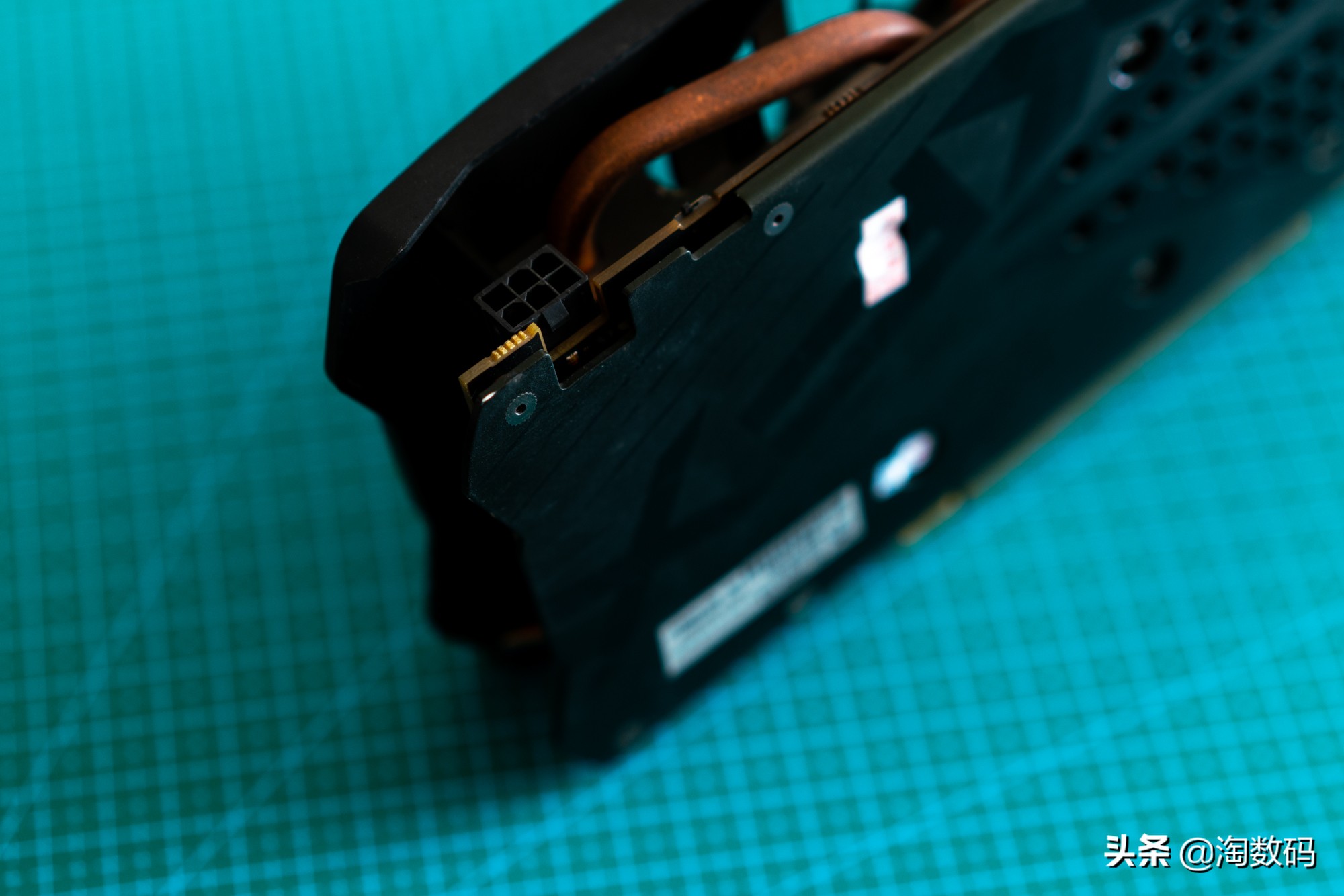 300元AMD显卡,amd300元吃鸡电脑