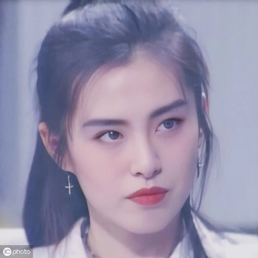 54岁王祖贤美图,亚洲第一长腿女星周慧敏