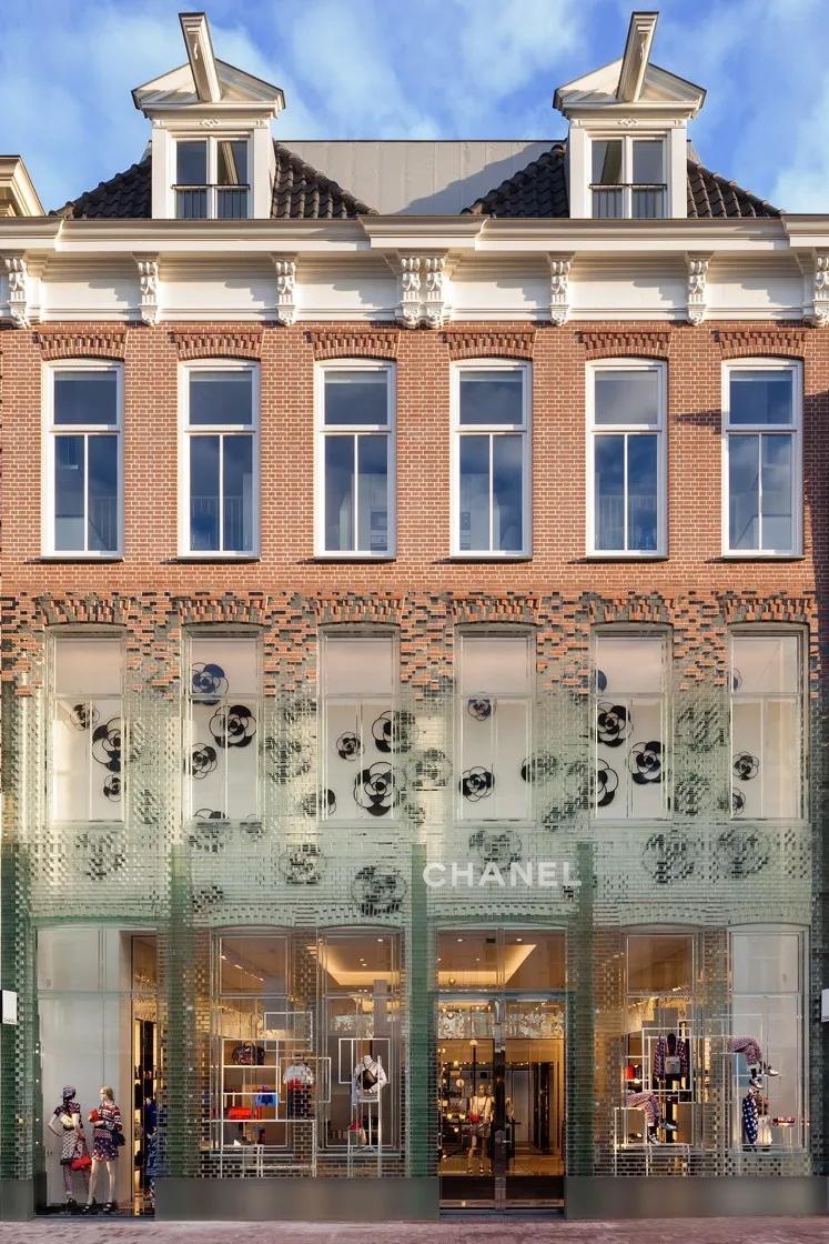 lv在荷兰大概多少钱,lv在伦敦新店设计