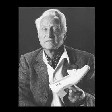 马丁靴如何进行选择搭配,马丁靴怎么穿好看效果好