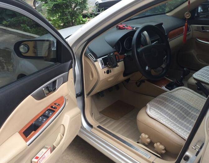 亲戚的旧车要一万块钱卖给我,19年的凯越卖五万