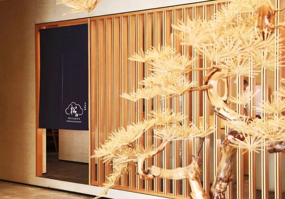 索菲特酒店颜值巅峰之作,《流浪地球》男主吴京都去佛山打过卡