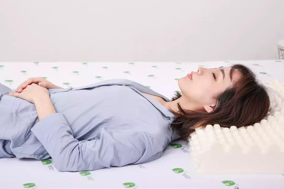 乳胶枕下藏了不可告人的秘密,乳胶枕为什么火爆