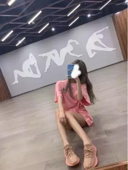 纽约留学女，邀我去50楼高档公寓看日出，怎么破？