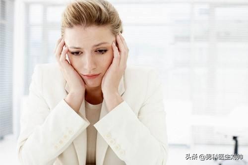 女性生理期过后偶尔有少量出血,女人偶尔发生性出血是什么原因