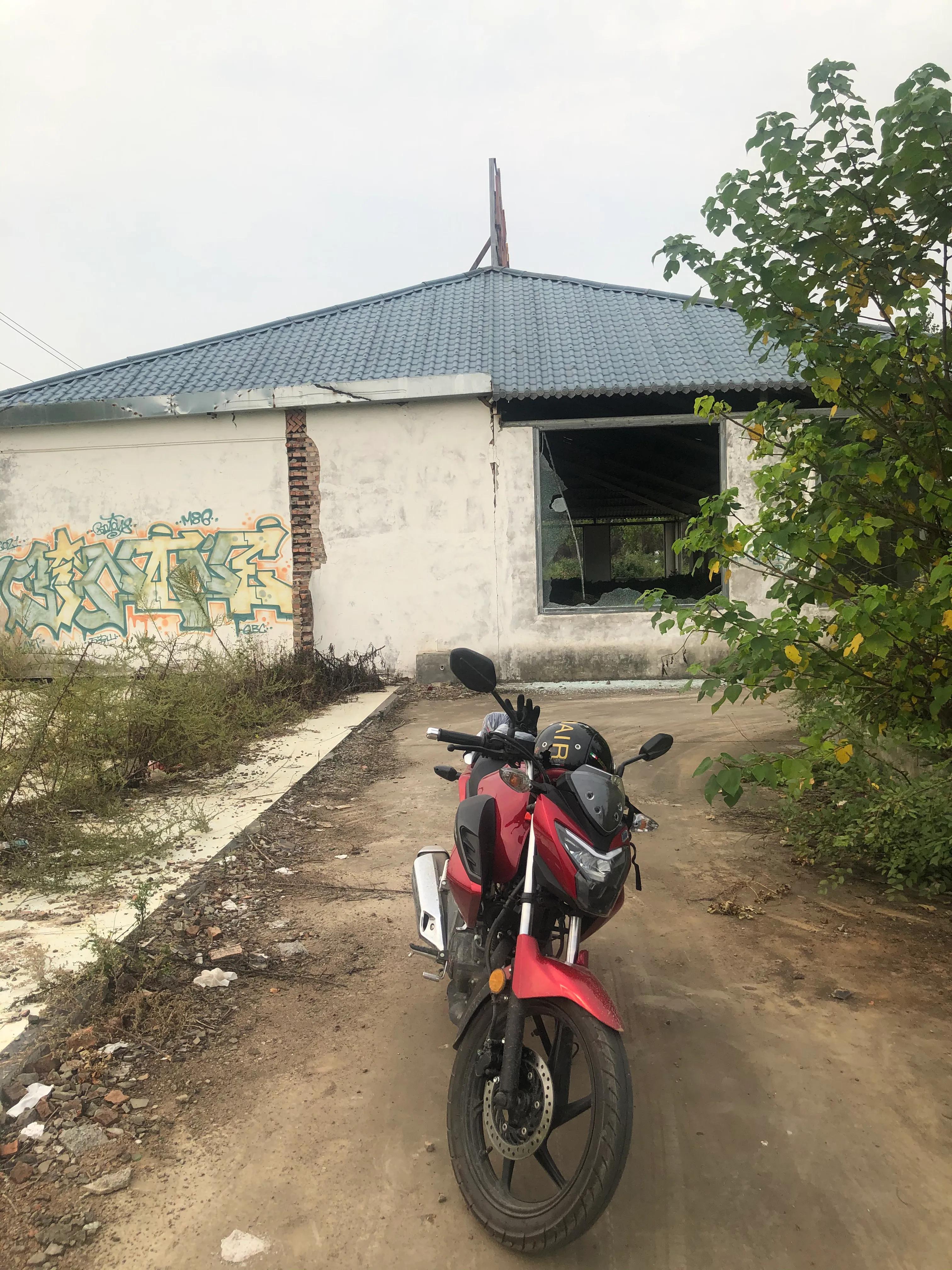 河南洛阳万安山,洛阳远眺万安山