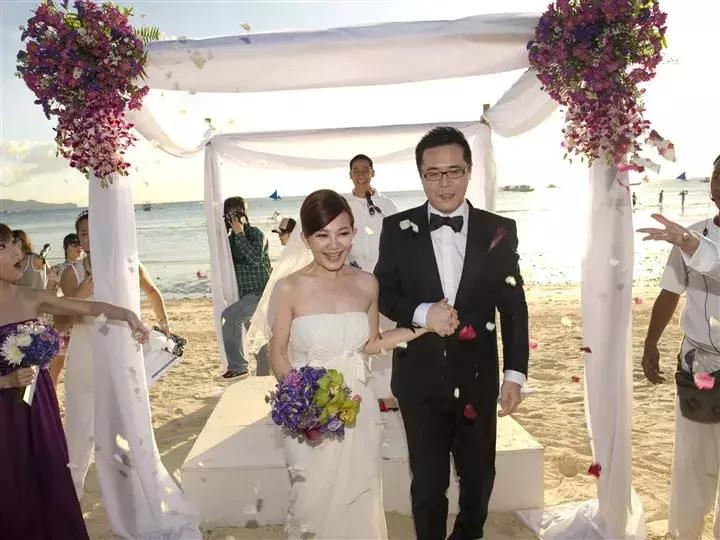 梁静茹分手快乐哭了,梁静茹结束12年的感情