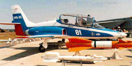 瑞士当年在巴黎航展上向俄罗斯*债讨**，要扣留苏-30战斗机