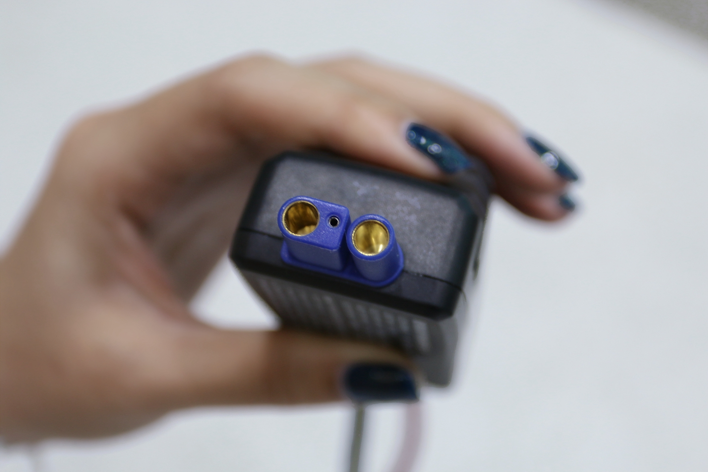 70迈汽车应急启动电源怎么使用,70迈汽车应急启动电源使用方法