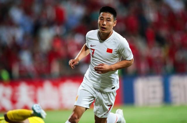 足球从娃娃抓起完整版,足球从娃娃抓起名言