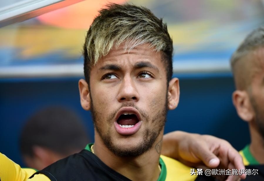 足坛最帅的人c罗只排第五,有很多人说c罗是足坛最帅的