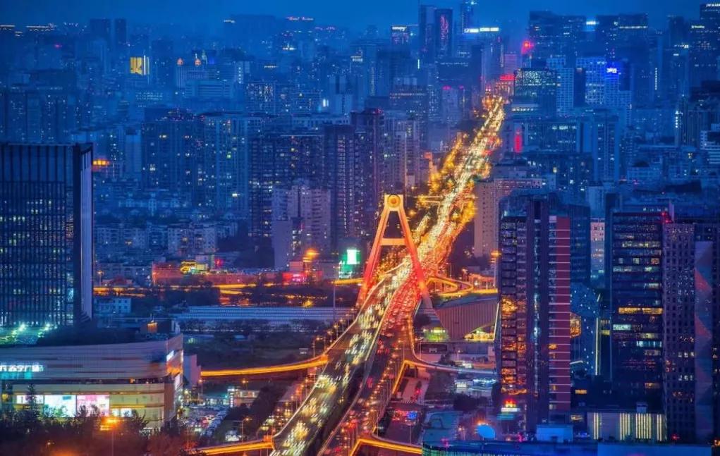 城南+中轴+TOD！三利广场全能综合体圈定新中芯稳居城市“C位”