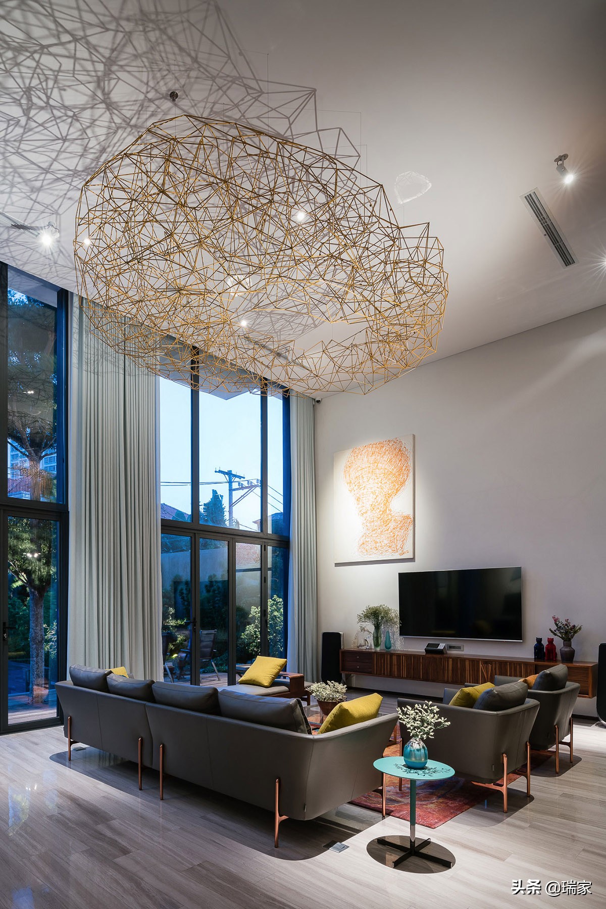 极简到极致的别墅,很多人向往的别墅