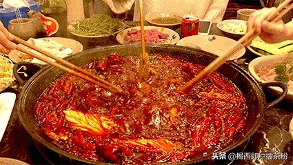 吃火锅爆痘还拉肚子怎么回事,吃火锅上火长痘怎么办