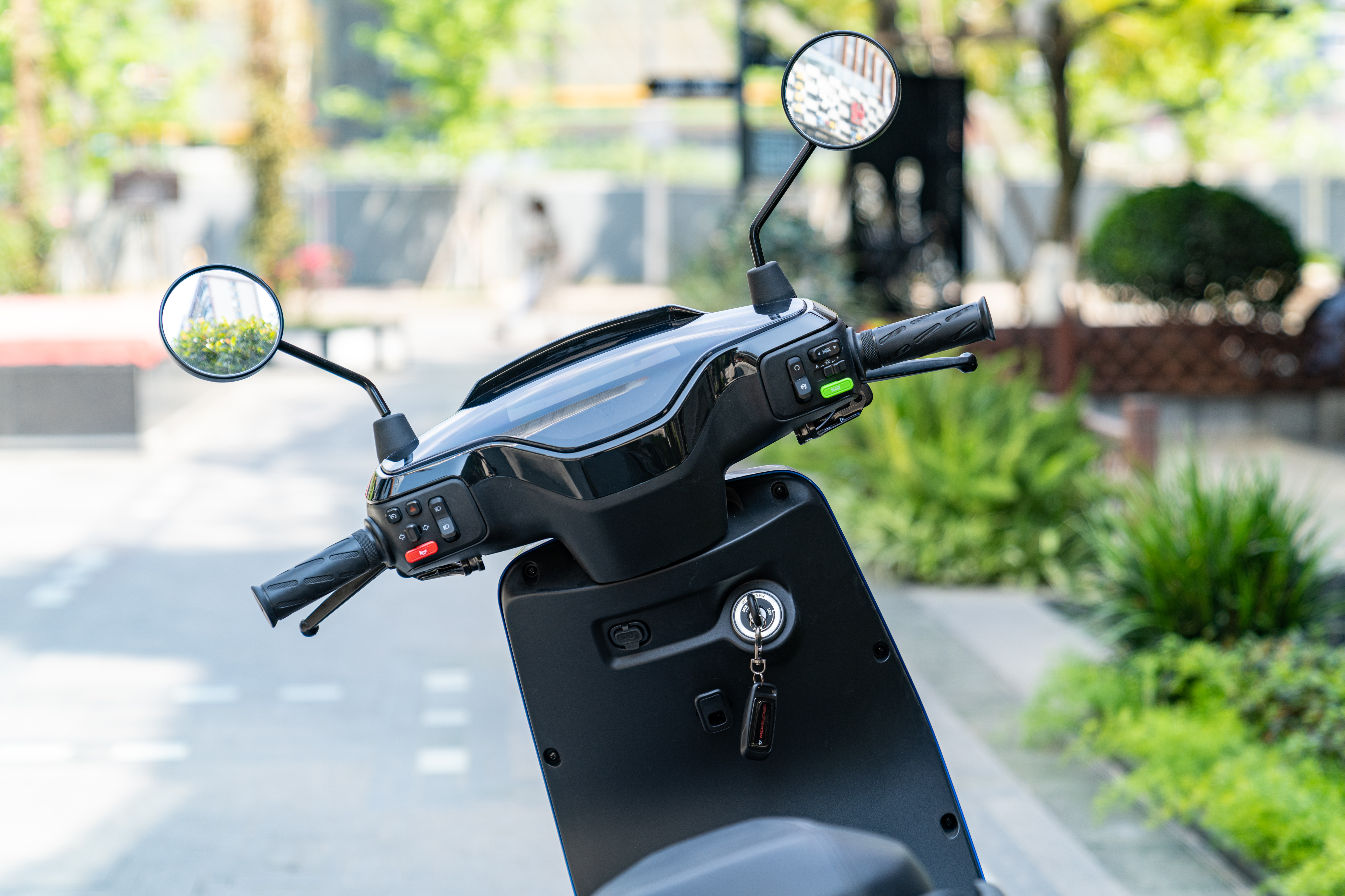 小牛新国标mqi2价格,小牛电动mqi2绿标和黄标的区别