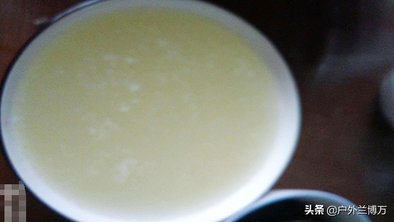 冬钓鲫鱼最好用的饵,深秋钓小鲫连杆为什么没有大板鲫