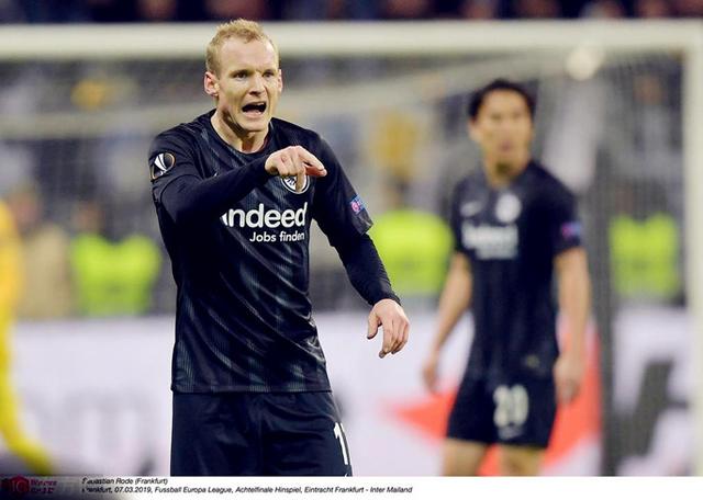 德甲联赛法兰克福取胜,法兰克福捍卫德甲荣耀欧联冠军