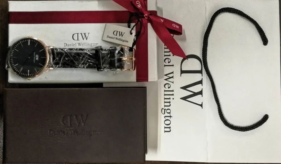 发了几条微信朋友圈判赔80万,发朋友圈说别人判刑了负什么责任