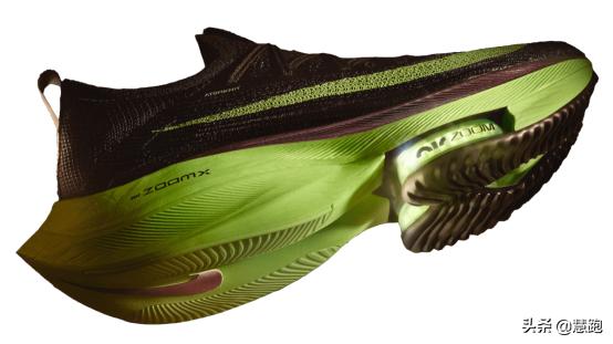 国产进阶跑鞋对比,国产顶级跑鞋横评