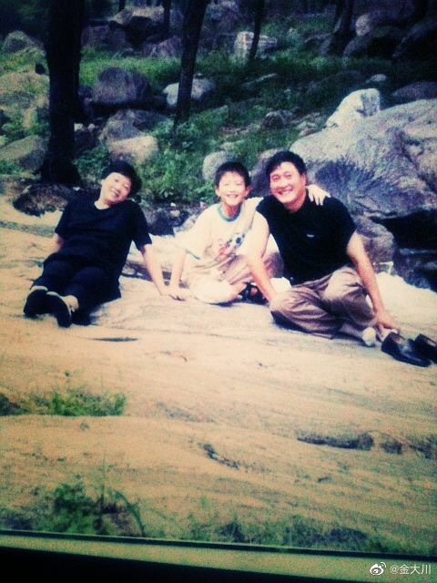 金大川雎晓雯婚后首同框,雎晓雯与金大川举办婚礼事件