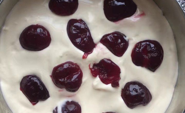 黑森林蛋糕配方教程,黑森林蛋糕如何烘焙