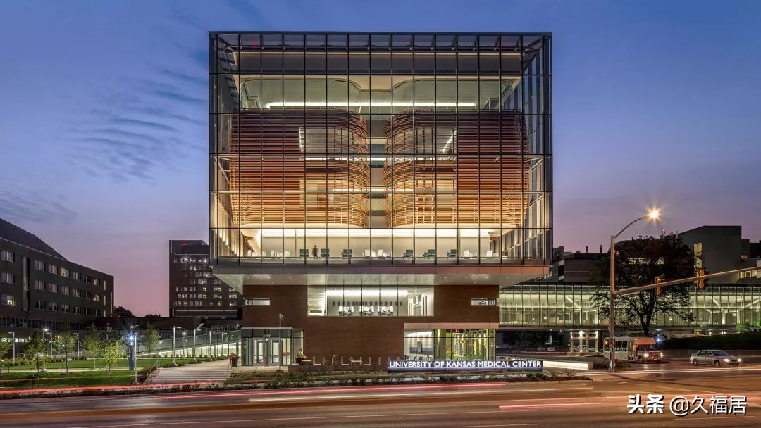 什么超白玻璃最好,超白玻璃的优点