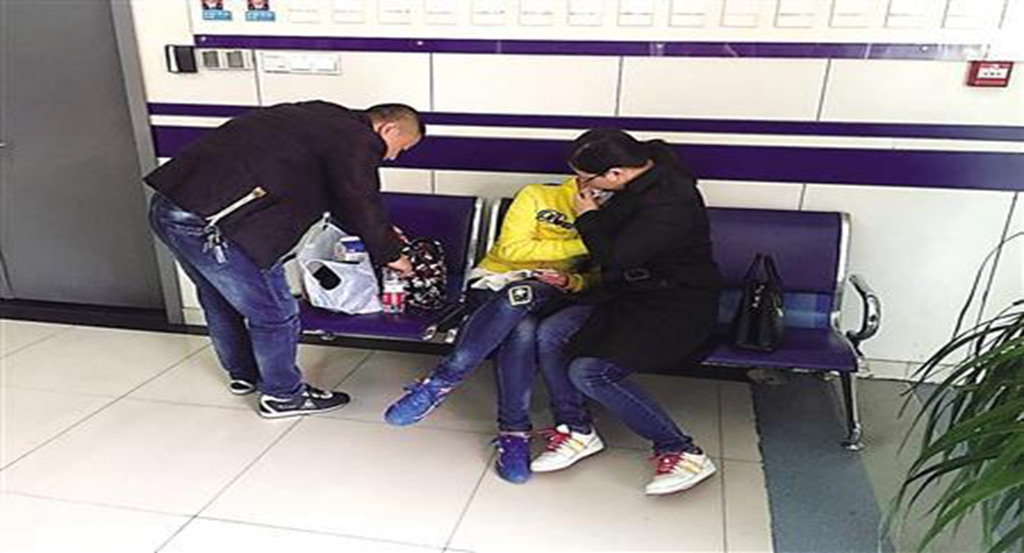 他老婆跑了,他老婆又跑了