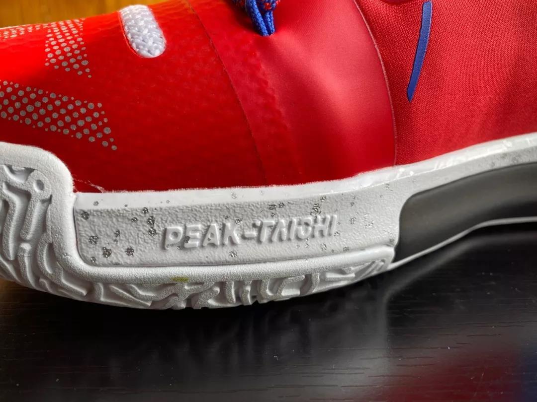 匹克路威闪现一代篮球鞋测评,匹克态极闪现路威篮球鞋实战测评