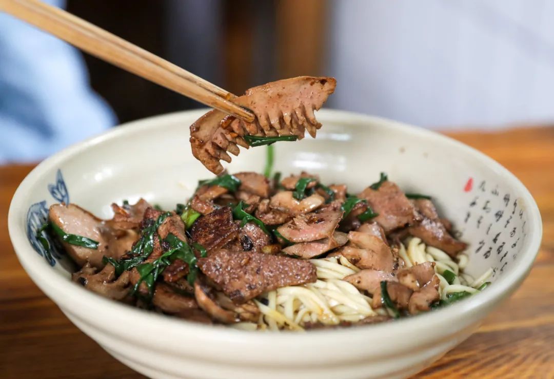 秋天值得逛的地方,秋天最适合旅游的城市推荐