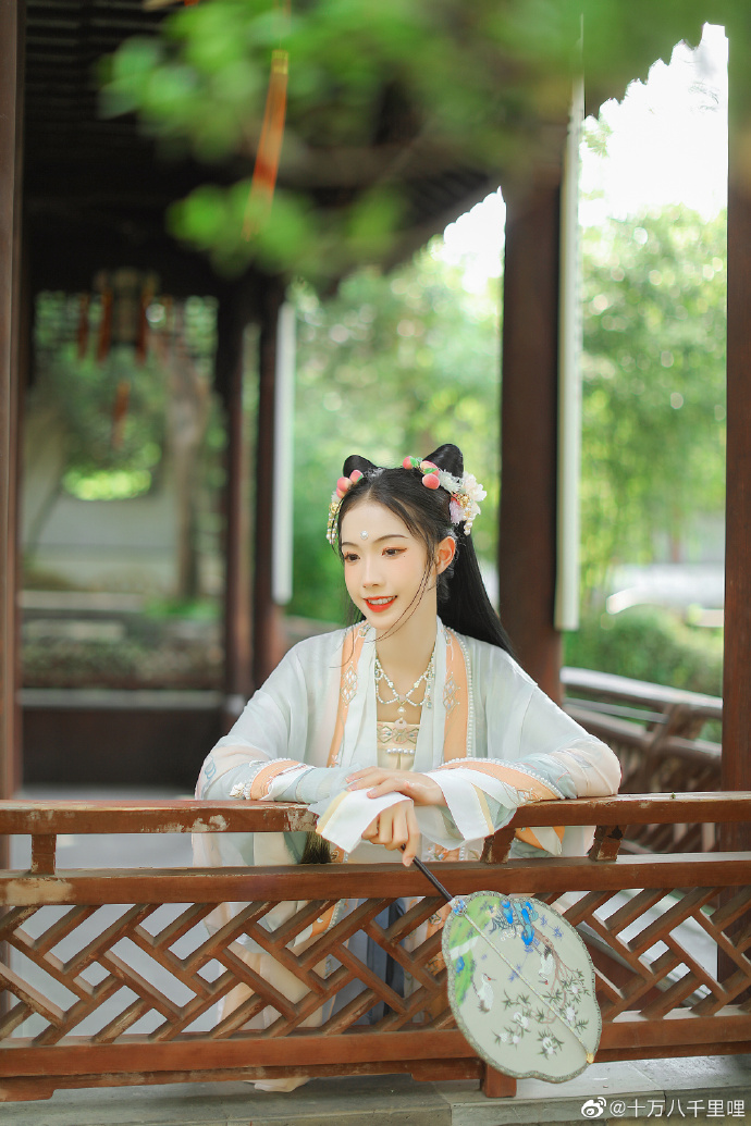 汉尚华莲旗下汉服品牌,汉尚华莲汉服改版