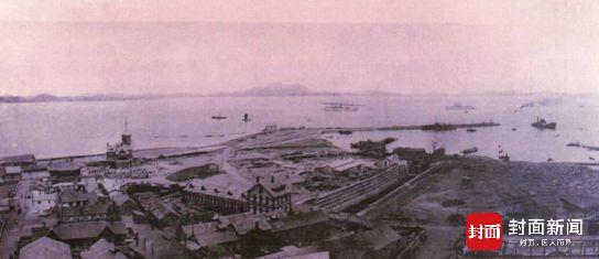 4艘万吨大驱同时开工尽显霸气,船厂两大船同时出坞