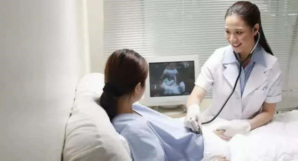 左边规律的胎动说明宝宝在干嘛,胎动在左侧代表胎宝宝在做什么