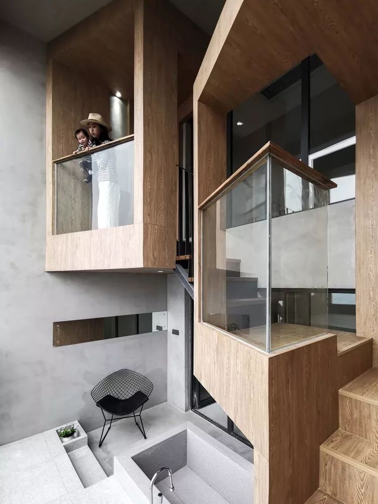 居民楼旧房改造成民宿风格,爆改旧楼成民宿