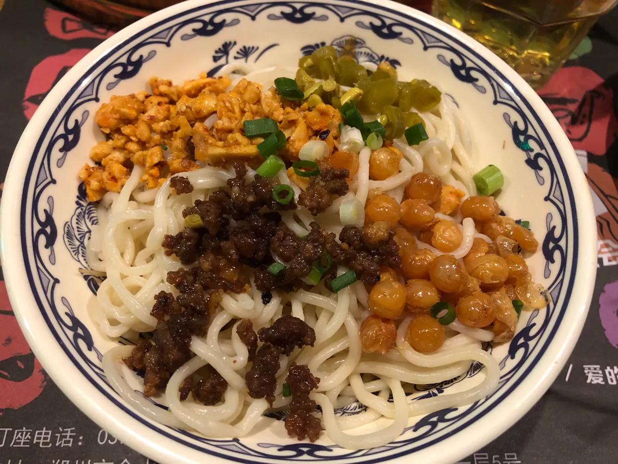 郑州胡桃里哪个店好,郑州胡桃里东区店