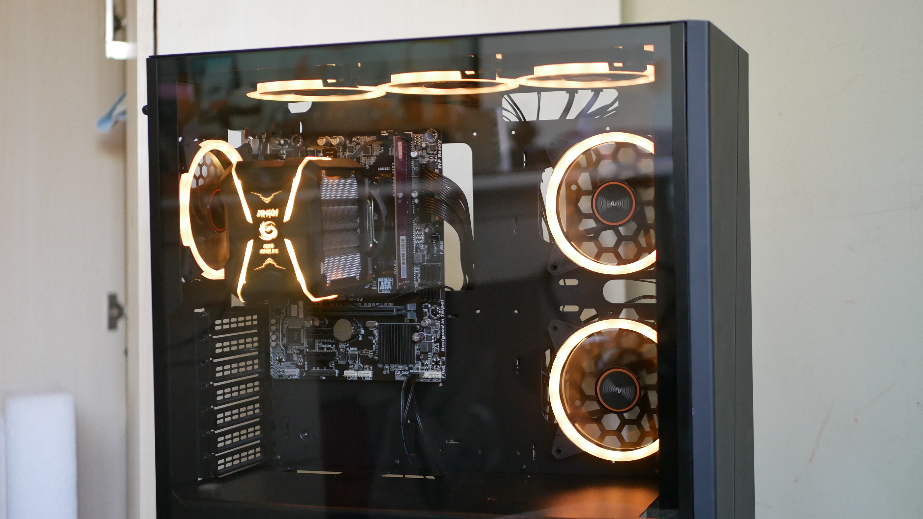 rgb机箱灯光效果,rgb机箱电源线