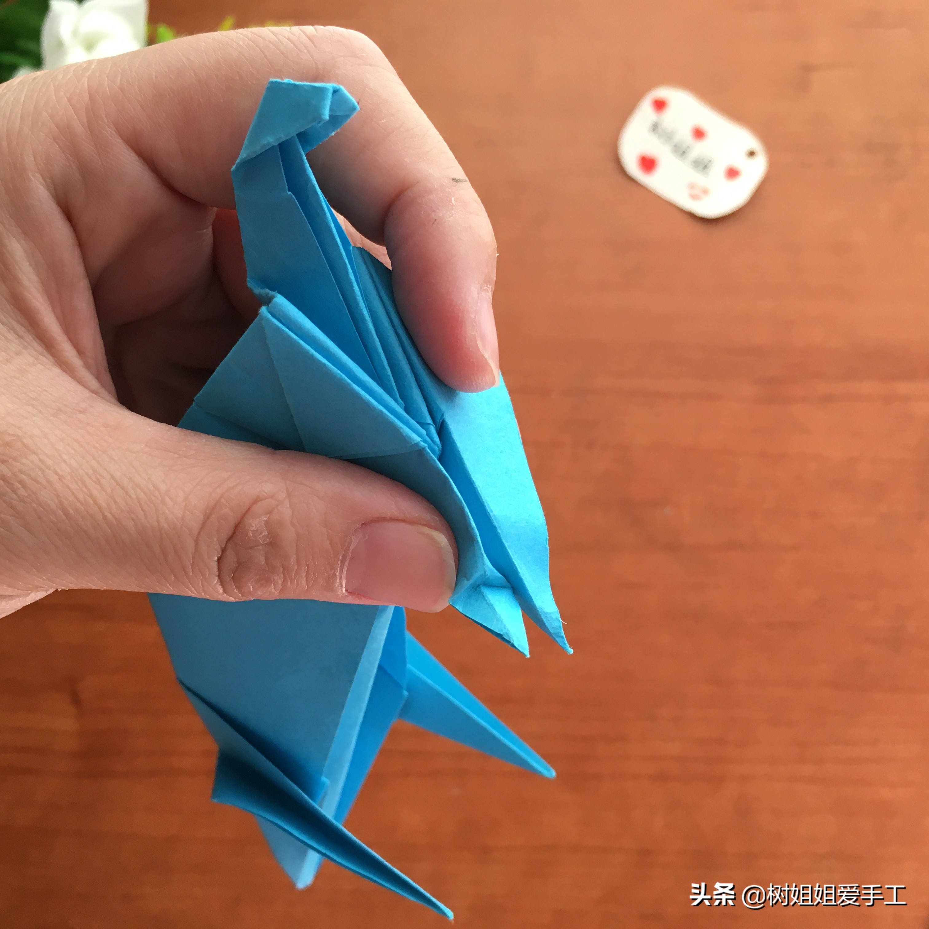 动物折纸镰刀龙教程,折可以张嘴的恐龙