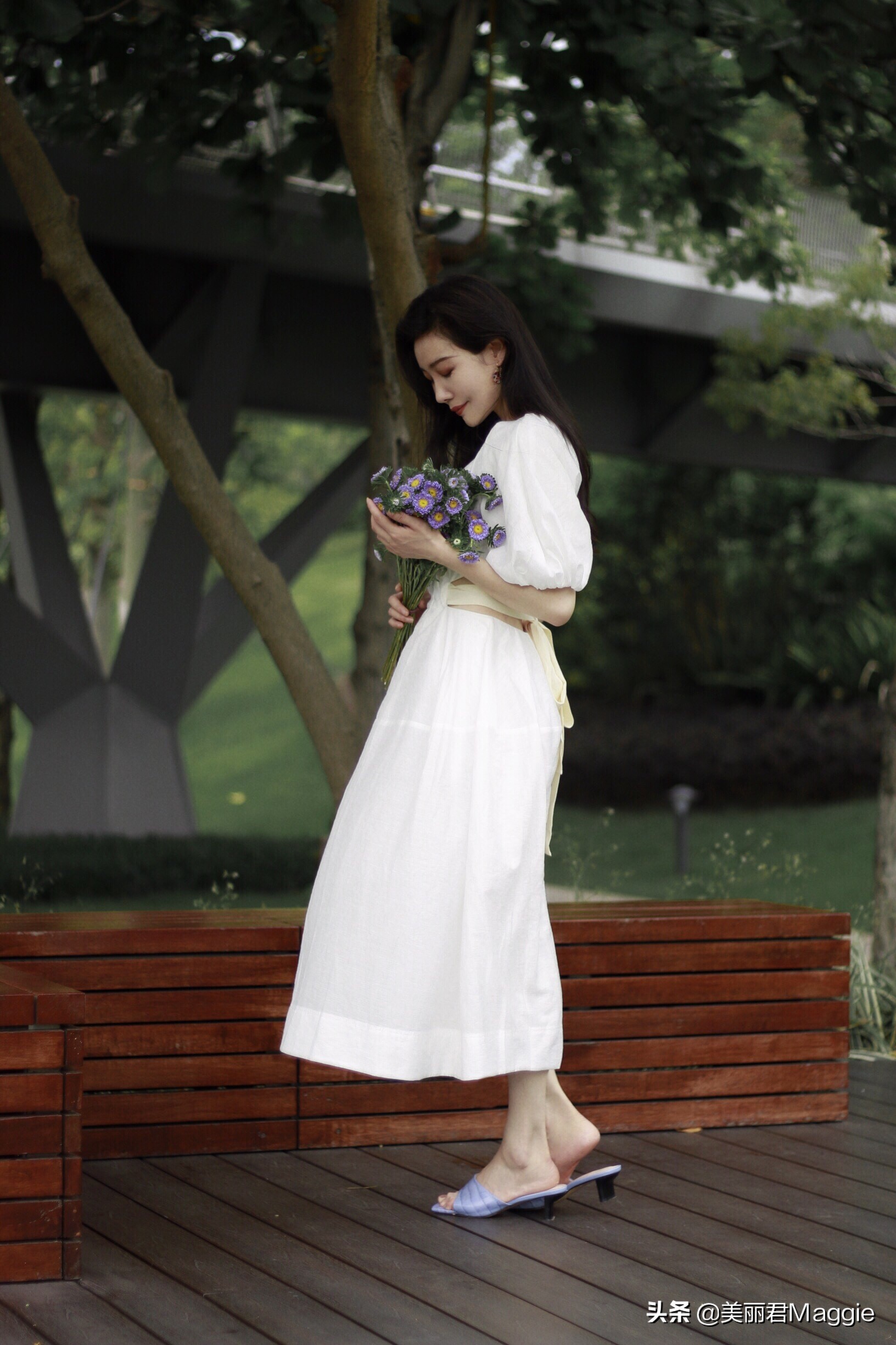 maggie缇庝附鐗╄绌胯。,maggie鐨勭編涓界墿璇皬绾功