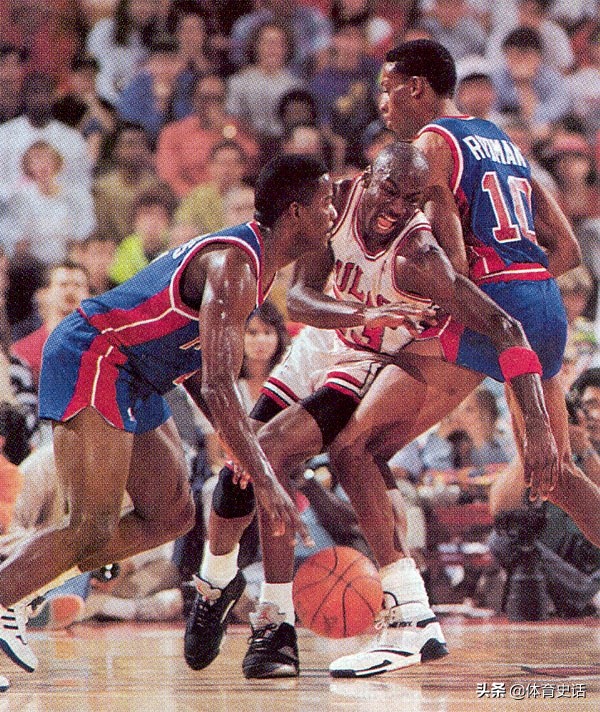 罗德曼最后一次篮板王,罗德曼生涯七次篮板王