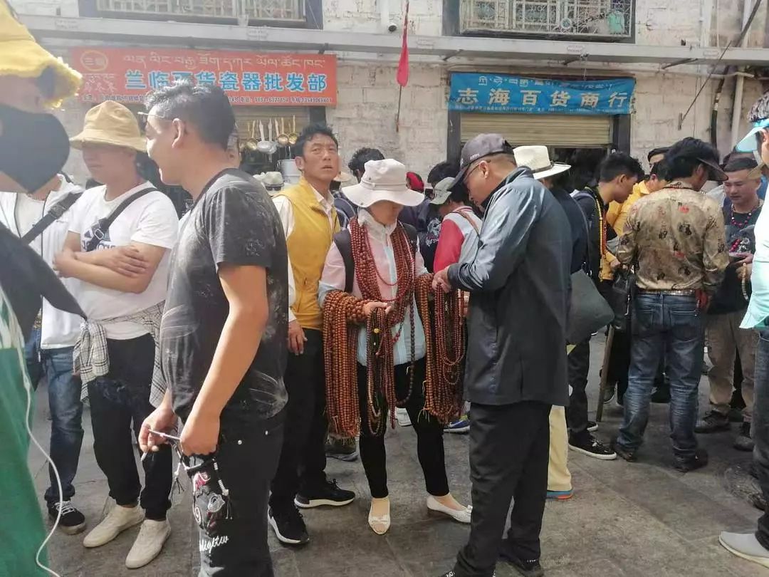 西藏河里的串能捡吗,西藏路边的珠子能捡吗