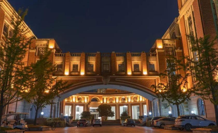 上海这所大学的实力藏不住了,上海最有潜力的二本大学