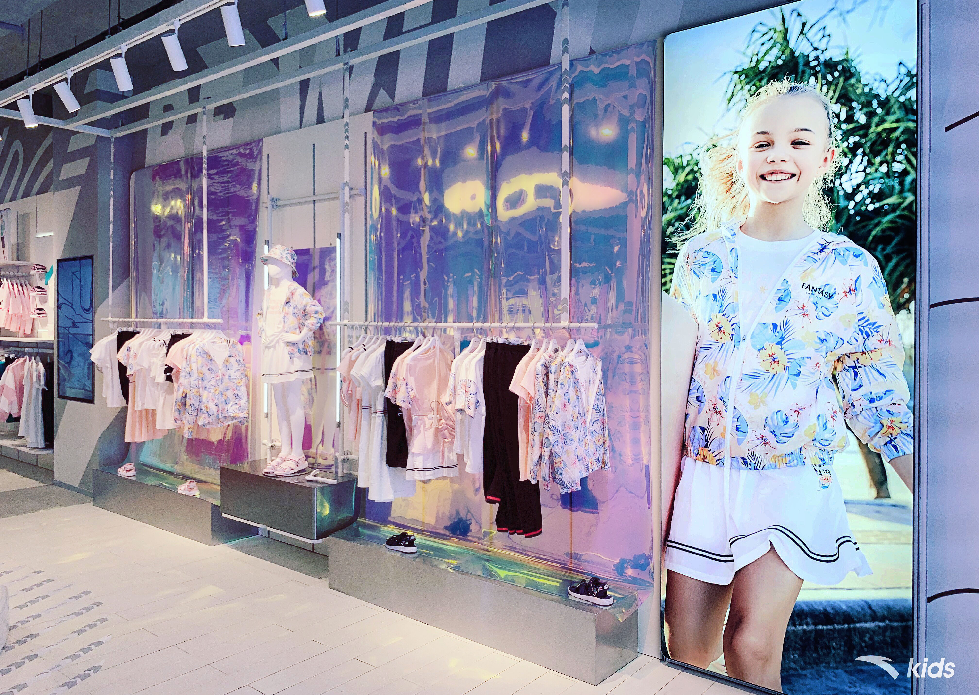 带娃打卡这家高颜值高人气童装店,做宜宾最潮的仔!