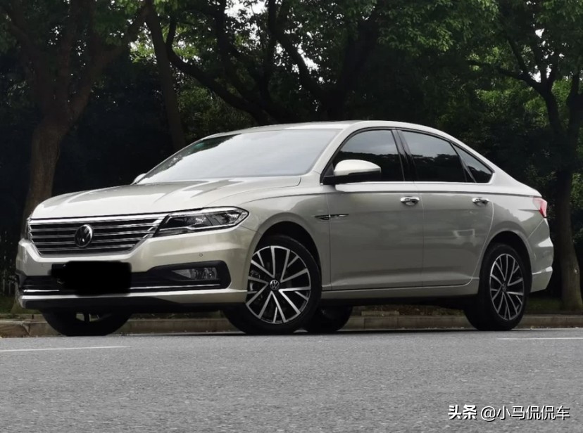 轩逸雷凌朗逸谁性价比更高,轩逸朗逸卡罗拉思域雷凌现代