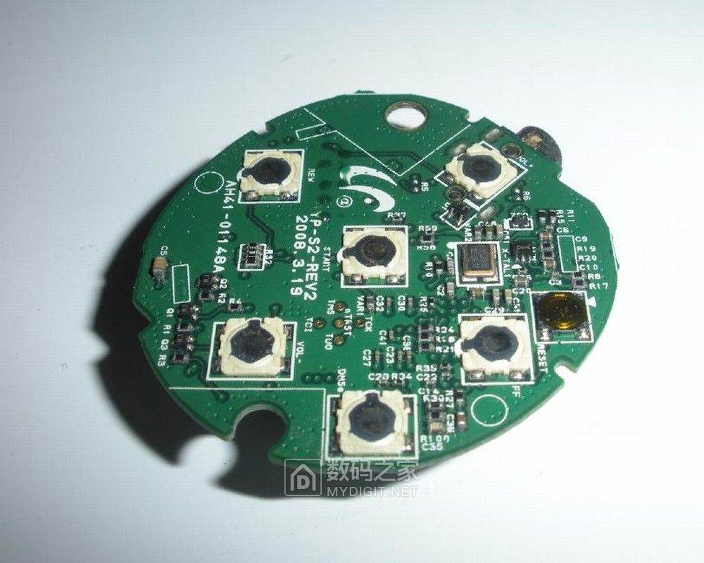 拆修三星音乐魔法石MP3*放播**器YP-S2附数据充电线制作方法