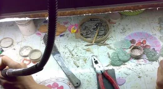 玉石抛光桶教程,土办法玉石抛光