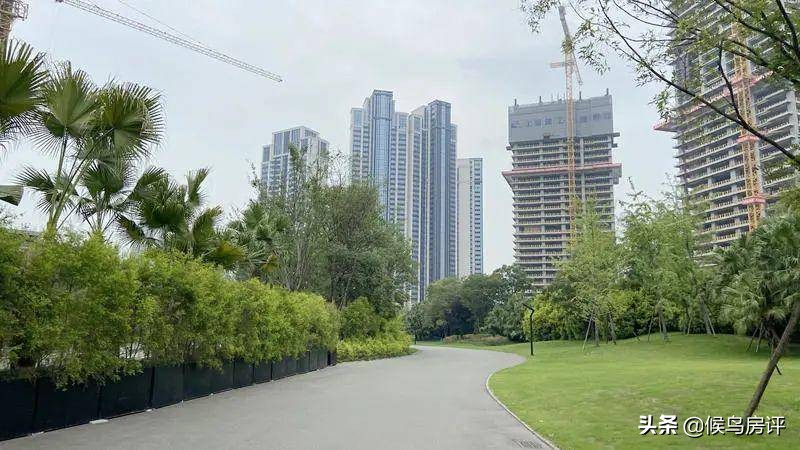 1000万可以买到什么豪车,1000万可以买到怎样的别墅