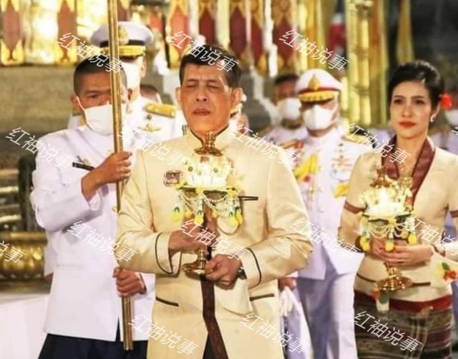 王室推出诗妮娜周边！Q版形象呆萌可爱，成功抢走苏提达风头