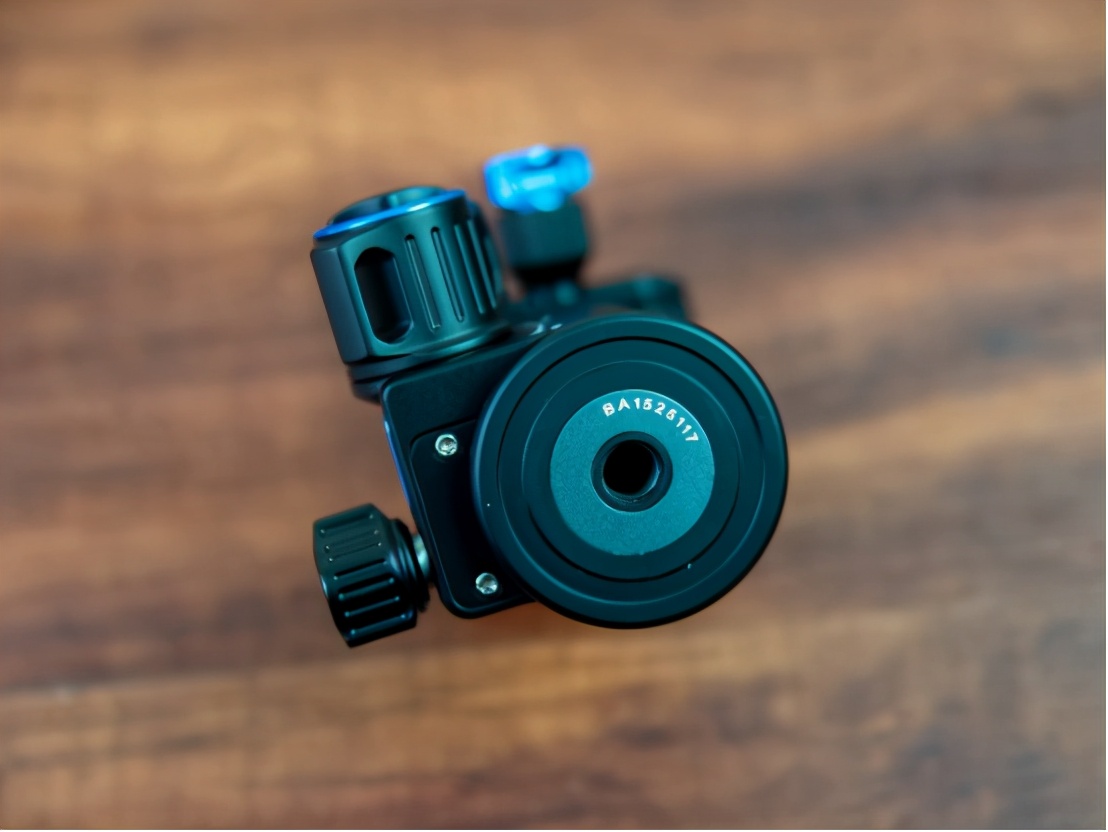 思锐稳定型三脚架,思锐124三脚架